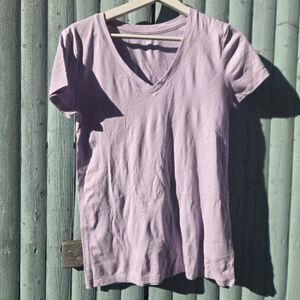 GAP Favorite Tee Lavender V-Neck Short Sleeve T-Shirt NWT Size S